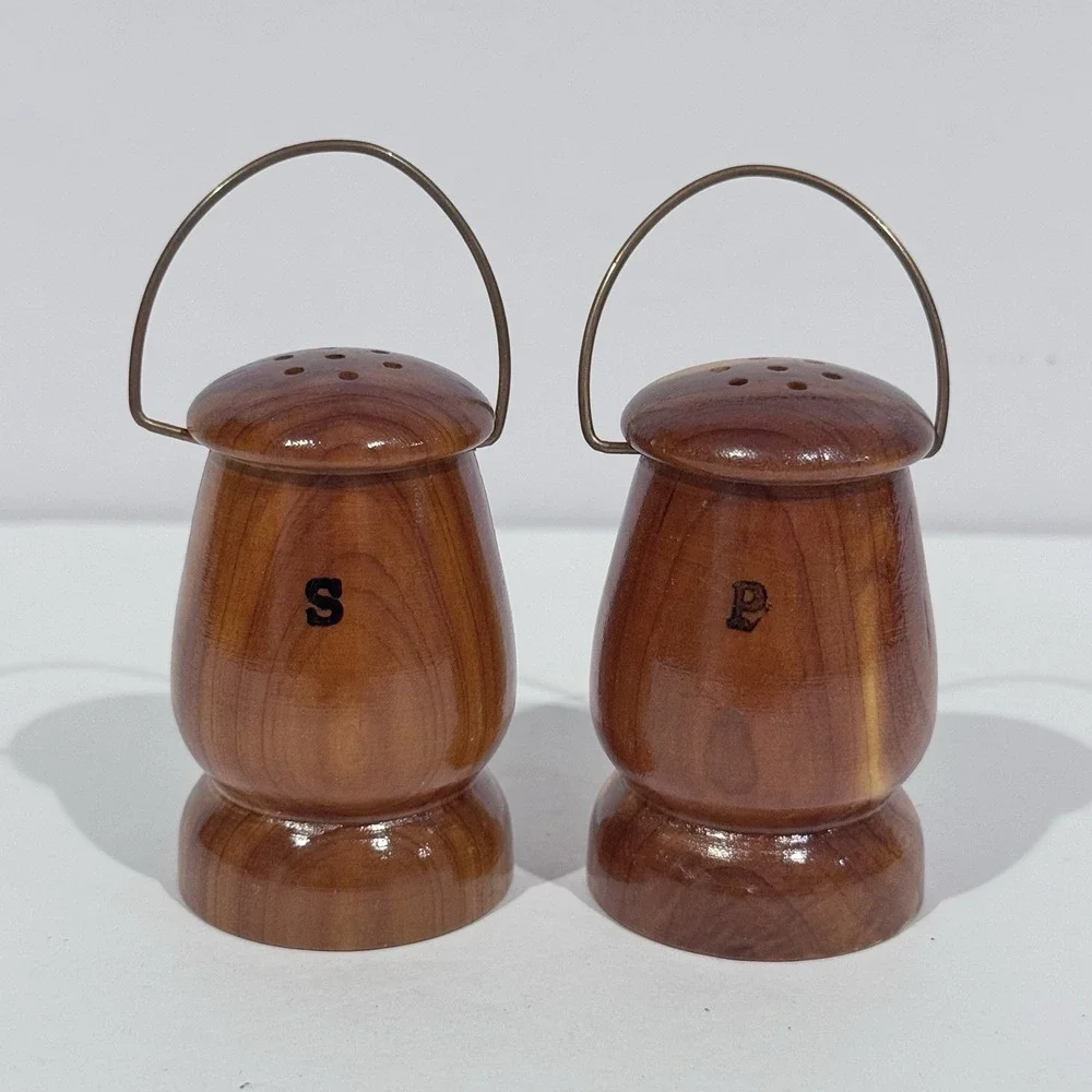 Wooden Lanterns W Handles‎ Salt & Pepper Shaker Set W Stoppers